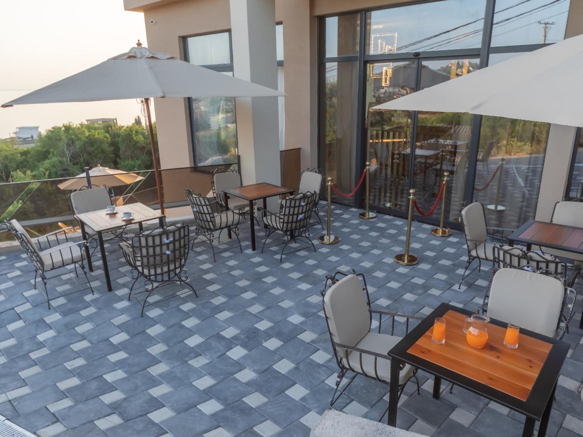 Hotel Diman Dobra Voda Exterior photo